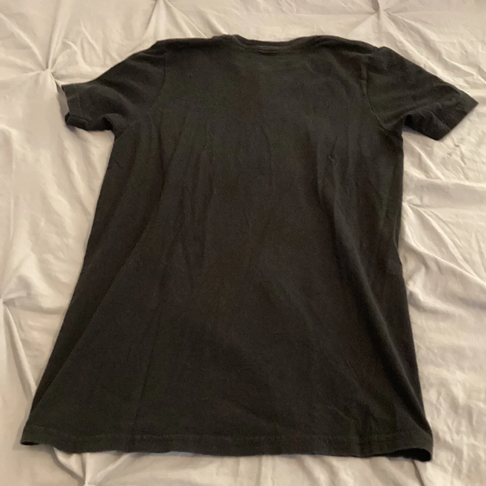 💥3/$15💥 Big Bang Theory T-shirt - Picture 3 of 7